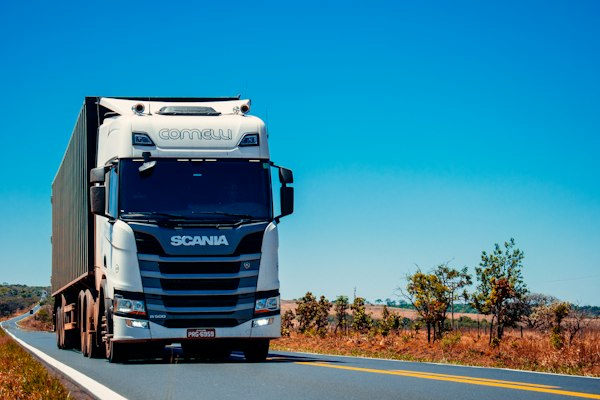 Pickup truck service Dubai and UAE